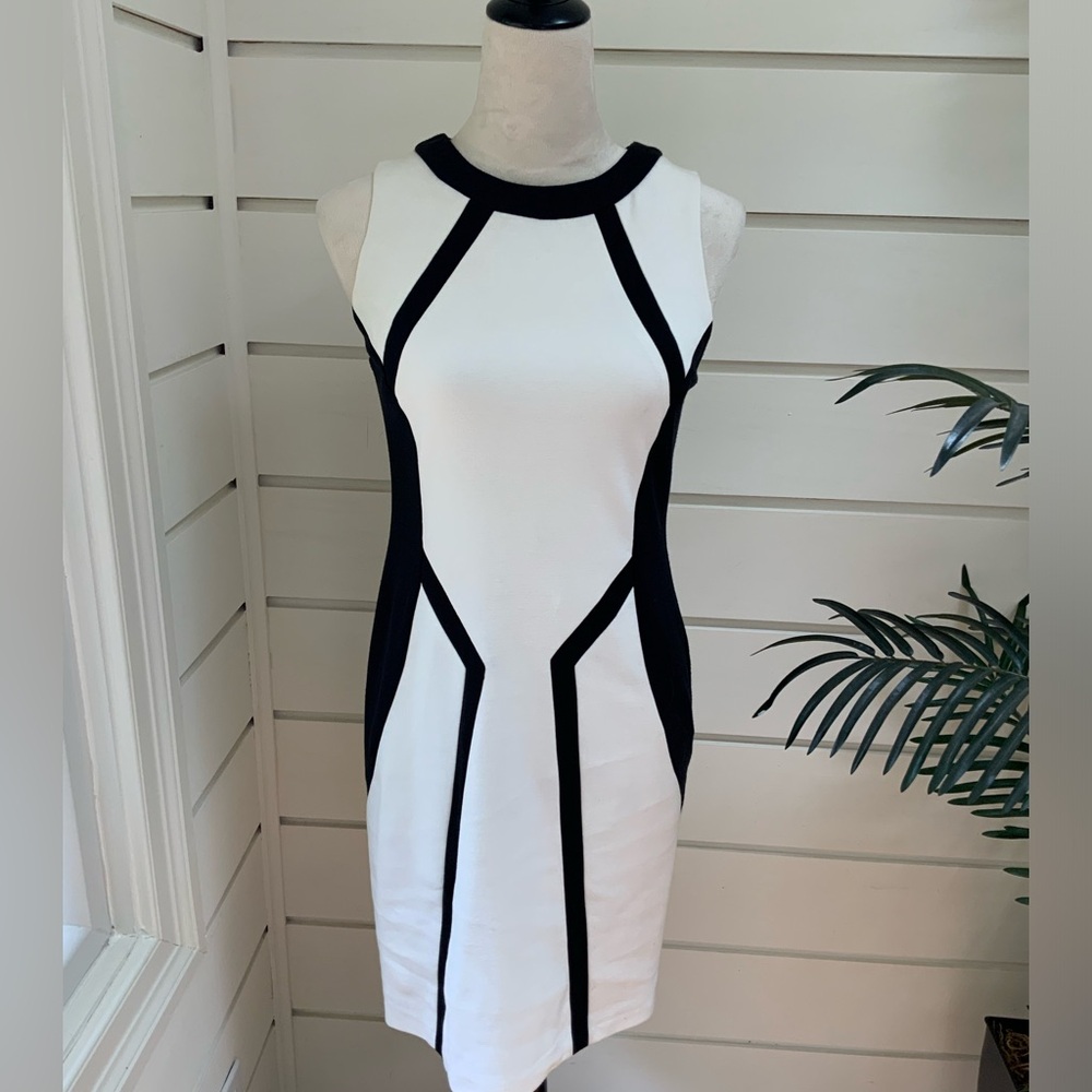 Jessica Simpson Sleeveless Knit Dress Size 6